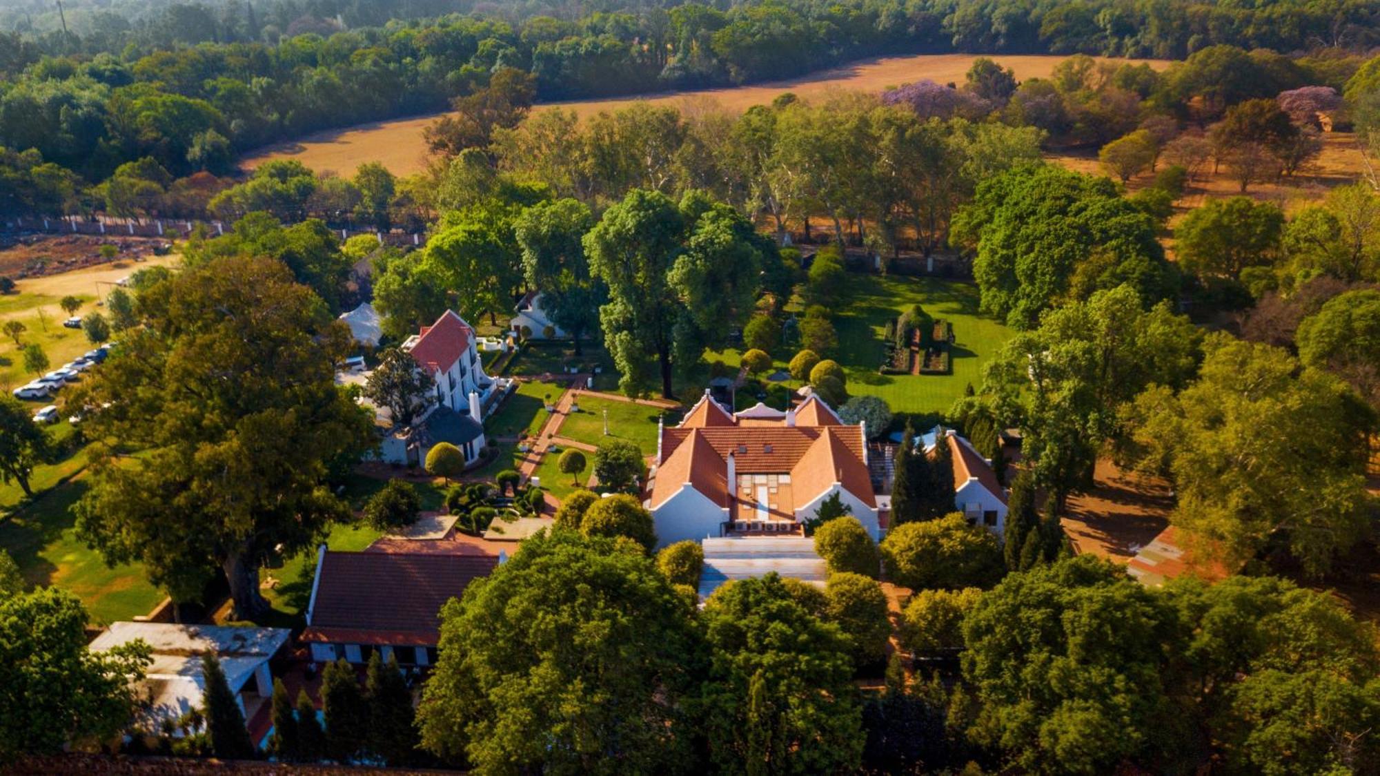 River Meadow Manor Центурион Экстерьер фото