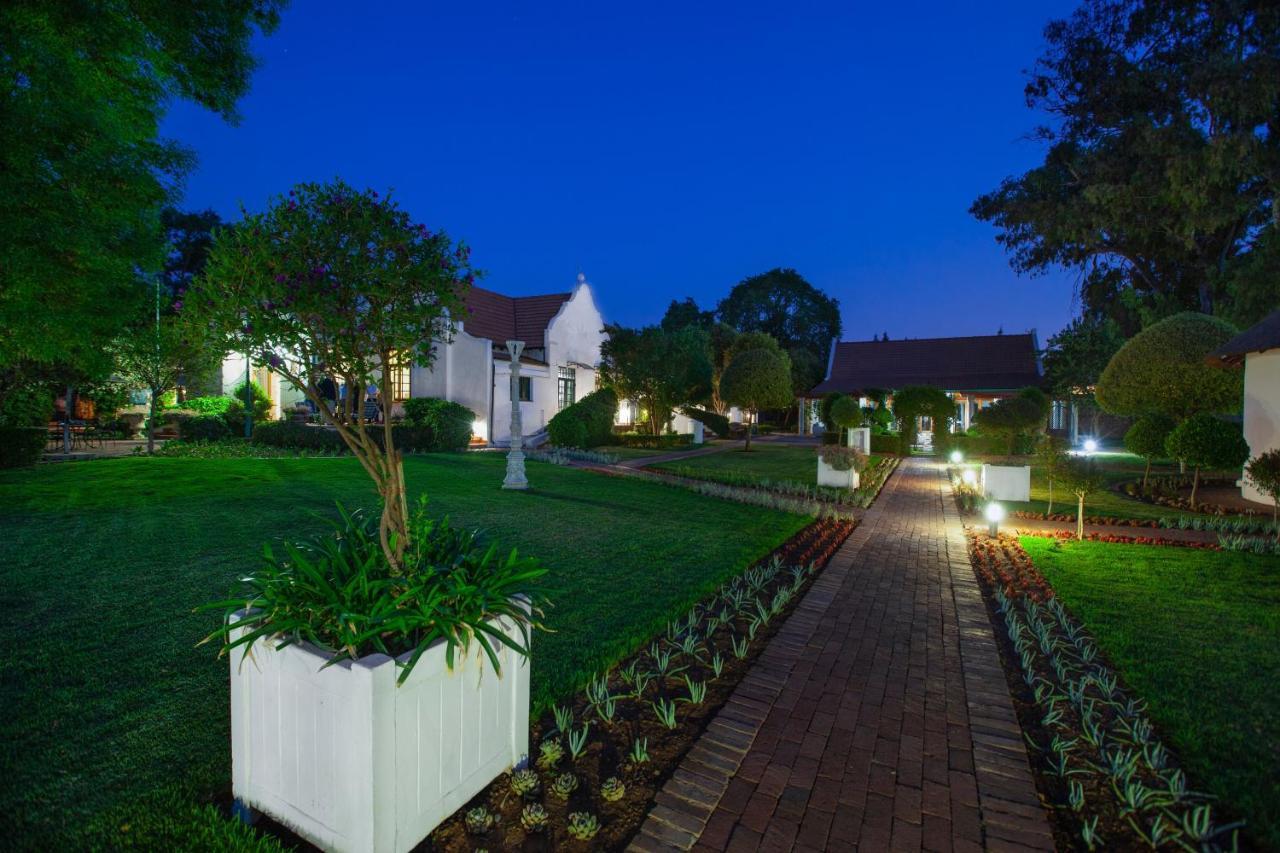 River Meadow Manor Центурион Экстерьер фото