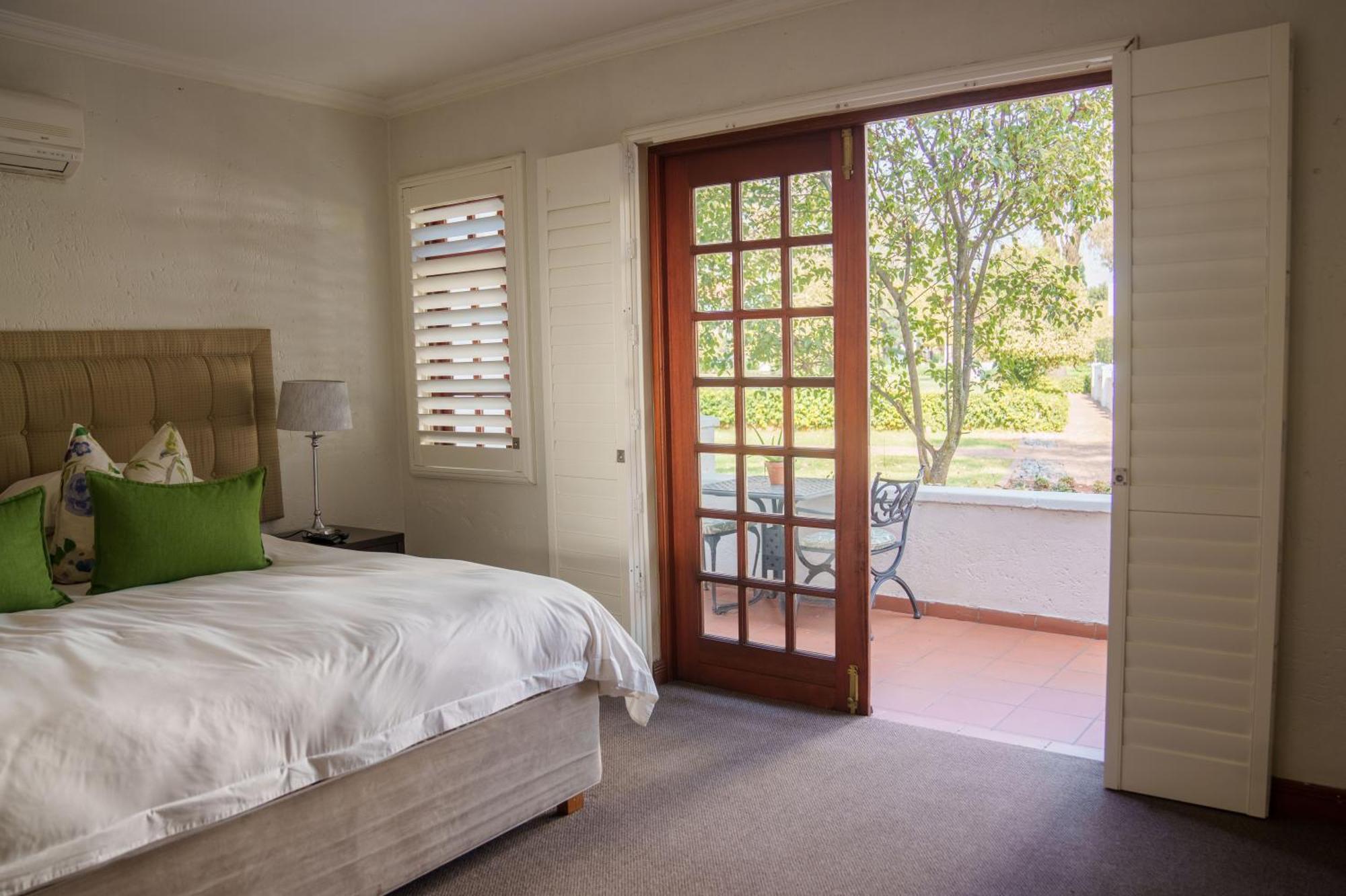 River Meadow Manor Центурион Экстерьер фото