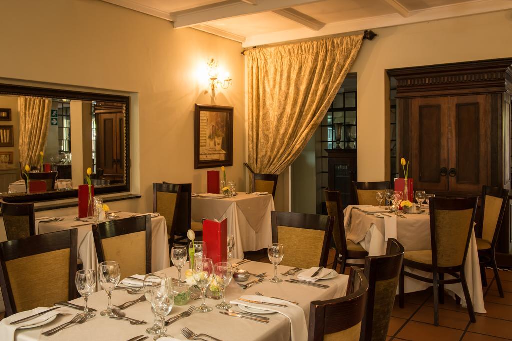 River Meadow Manor Центурион Экстерьер фото